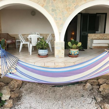 Villa Ceni - Appartamenti Con Camere, Cucina, Wc E Terrazza Sul Mare In Villa Con Piscina, Giardino E Parcheggio Marinella di Selinunte Dış mekan fotoğraf