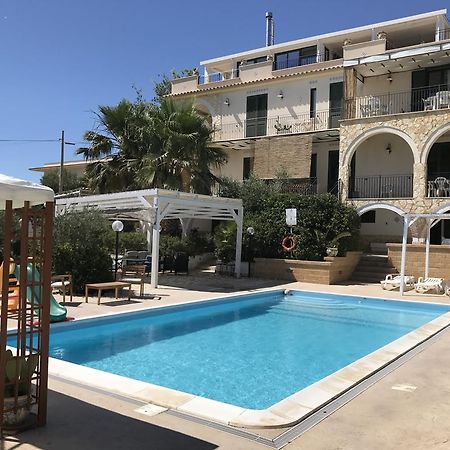 Villa Ceni - Appartamenti Con Camere, Cucina, Wc E Terrazza Sul Mare In Villa Con Piscina, Giardino E Parcheggio Marinella di Selinunte Dış mekan fotoğraf