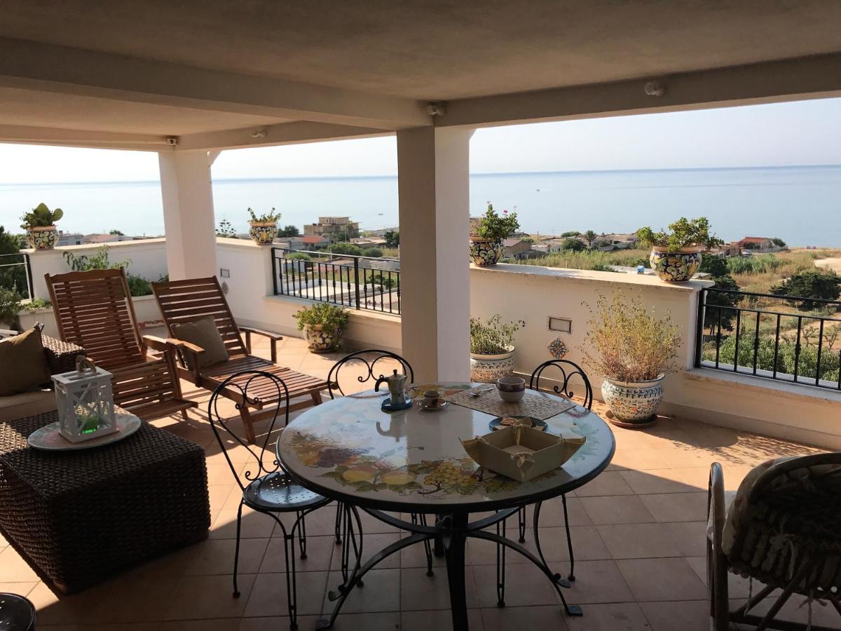 Villa Ceni - Appartamenti Con Camere, Cucina, Wc E Terrazza Sul Mare In Villa Con Piscina, Giardino E Parcheggio Marinella di Selinunte Dış mekan fotoğraf