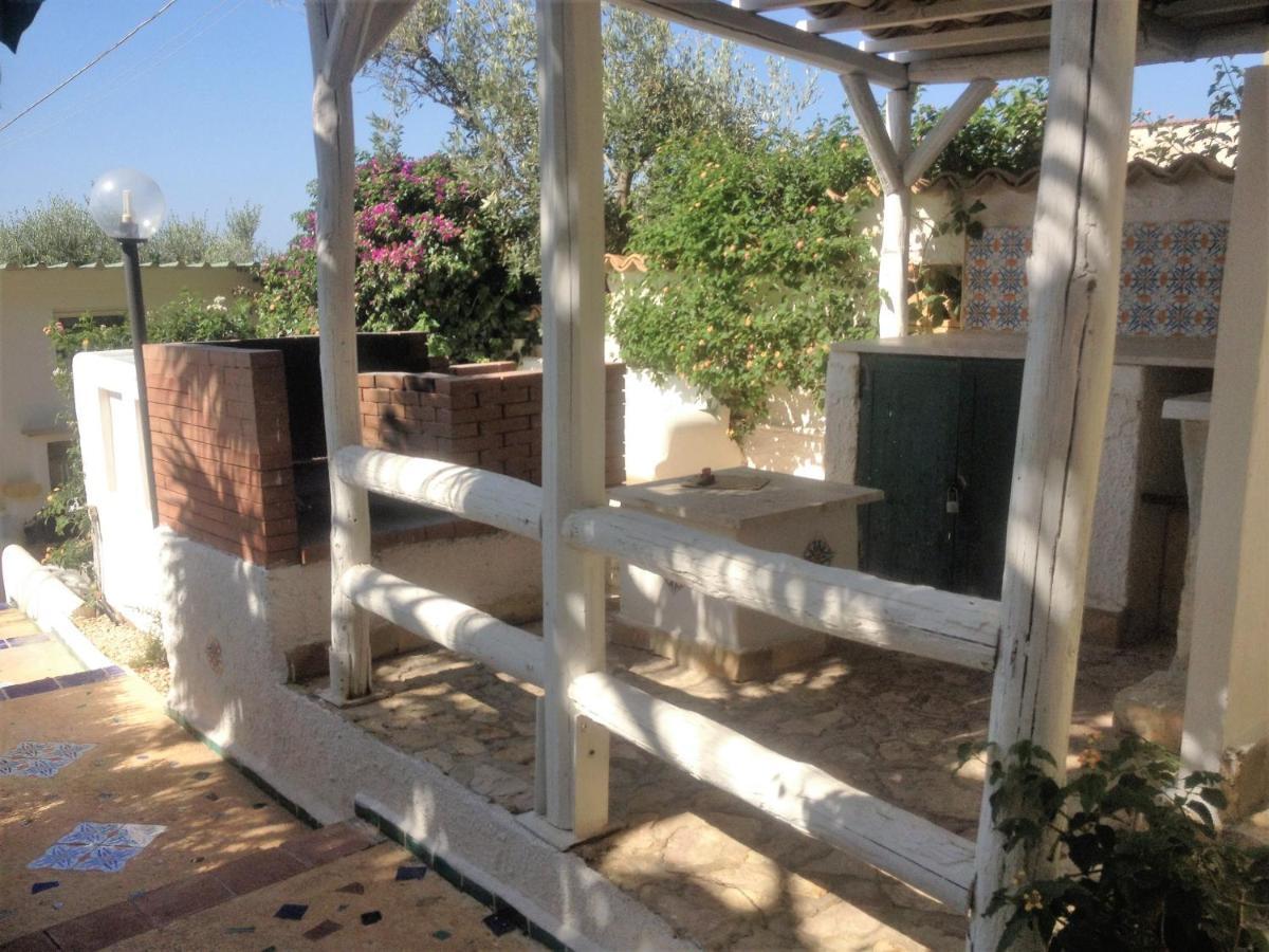 Villa Ceni - Appartamenti Con Camere, Cucina, Wc E Terrazza Sul Mare In Villa Con Piscina, Giardino E Parcheggio Marinella di Selinunte Dış mekan fotoğraf