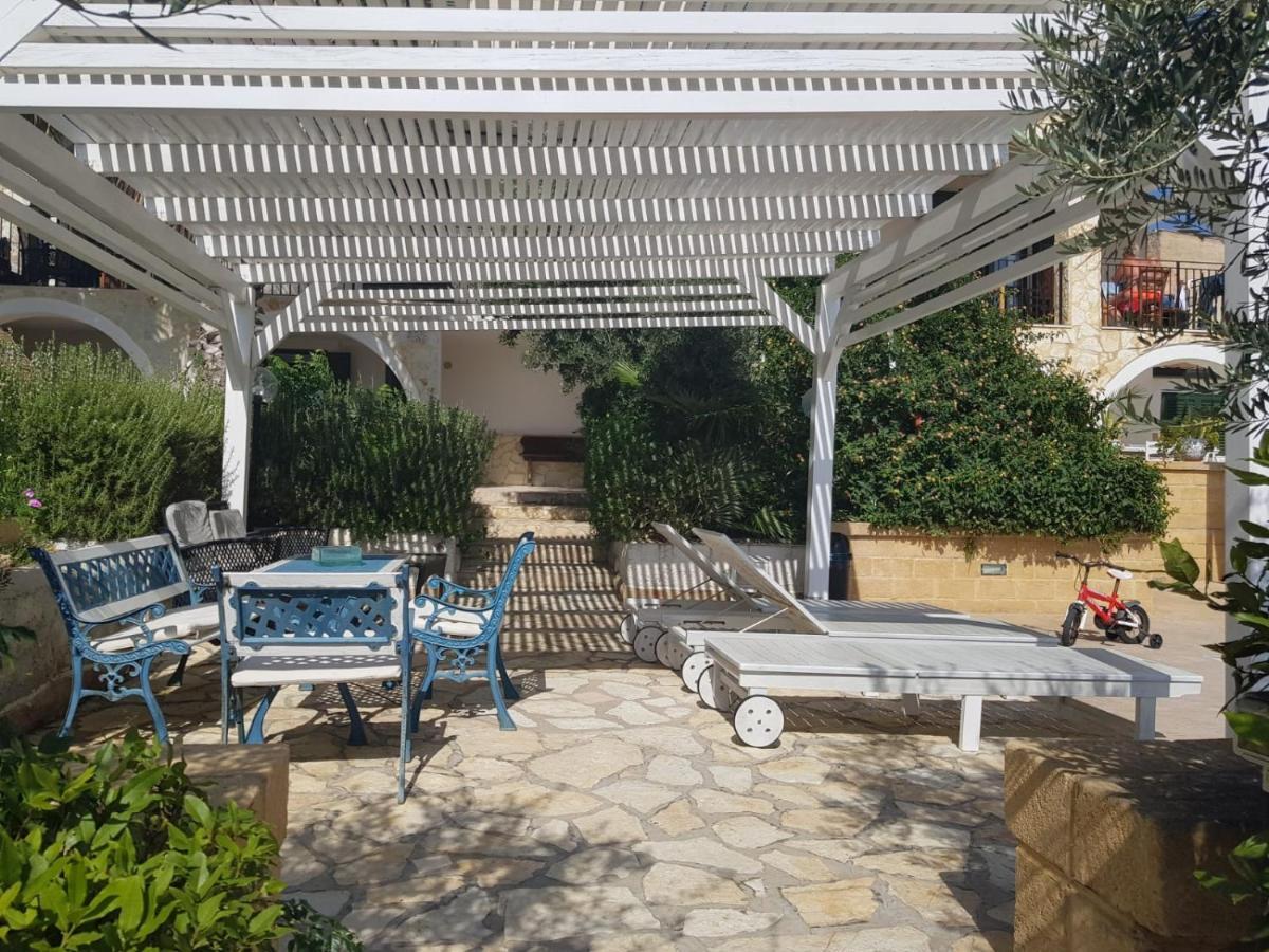 Villa Ceni - Appartamenti Con Camere, Cucina, Wc E Terrazza Sul Mare In Villa Con Piscina, Giardino E Parcheggio Marinella di Selinunte Dış mekan fotoğraf